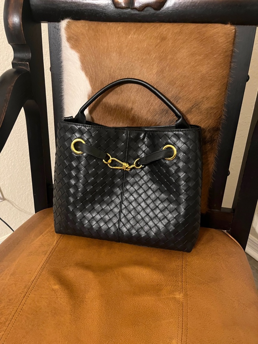 Black woven fashion bag - Picture 3 of 8